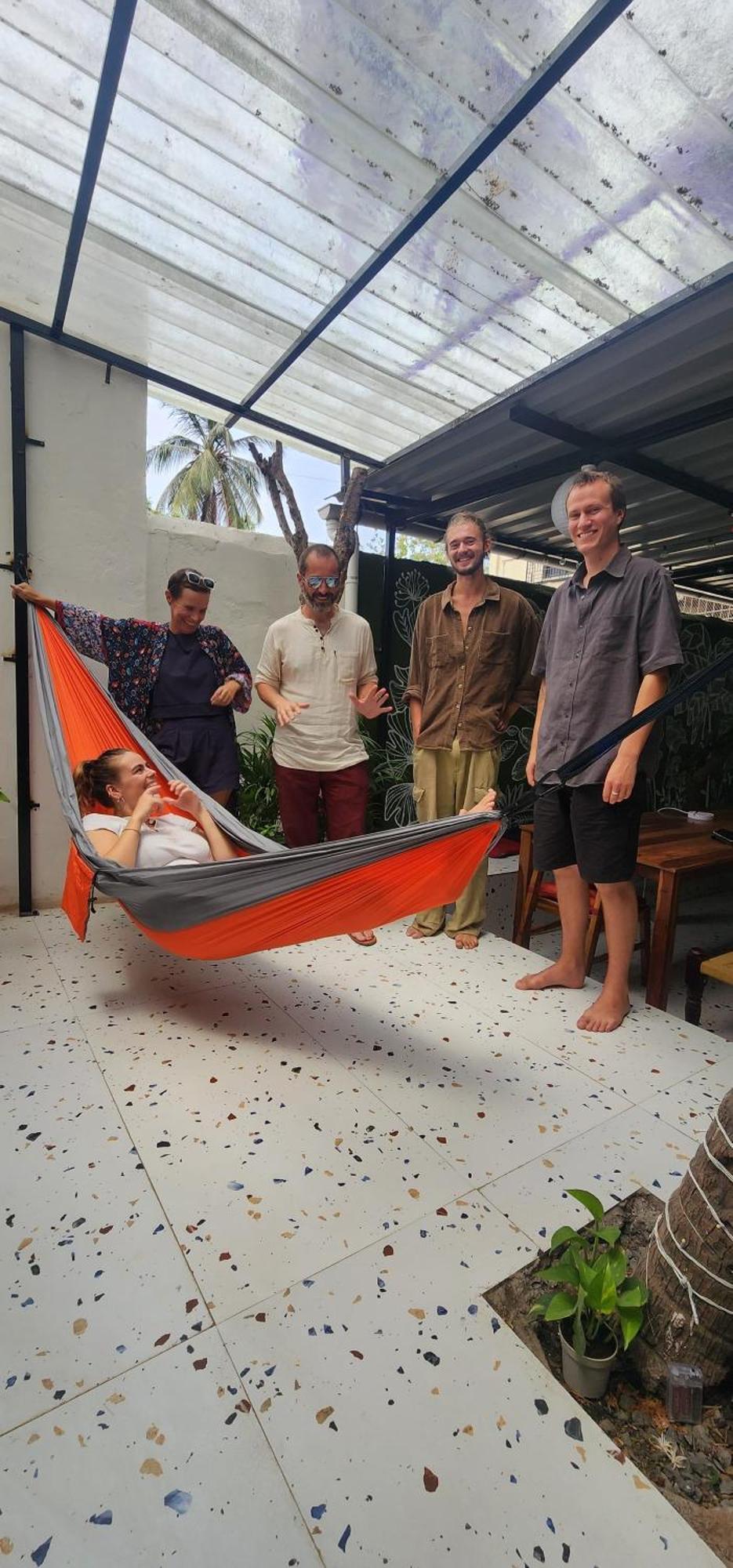 Hammock Hostels - Bandra Mumbai Ngoại thất bức ảnh